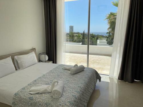 Villa In Rio Real, Marbella
