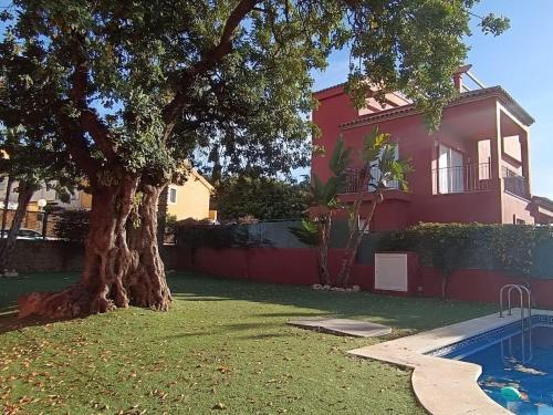 Modern Villa In Marbella With Private Pool