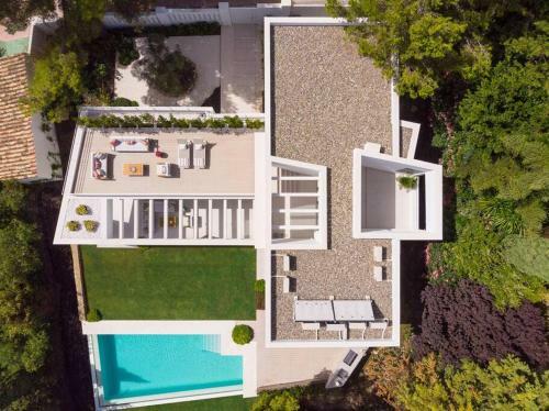 Amazing Modern Villa Located Mins From Beach Rdr234