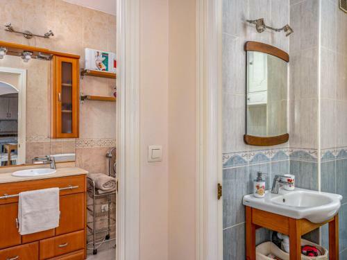 Apartment Caracas De Marbella By Interhome