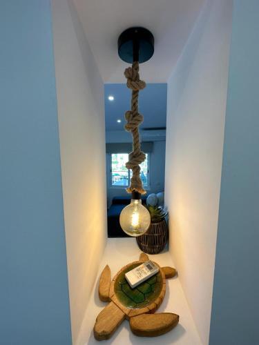 Waterfront 3 Bed Apartment, 90m From The Beach