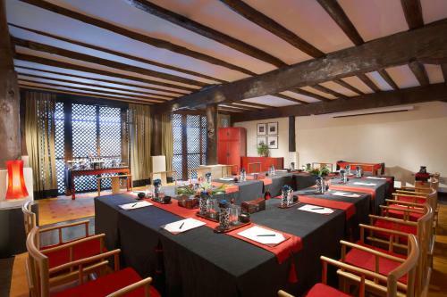 Hotel Banyan Tree Ringha