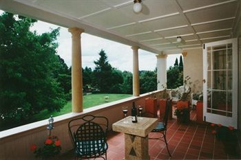 Motel Silvermere Guesthouse