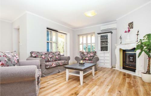 Holiday Home Suzan Bb V
