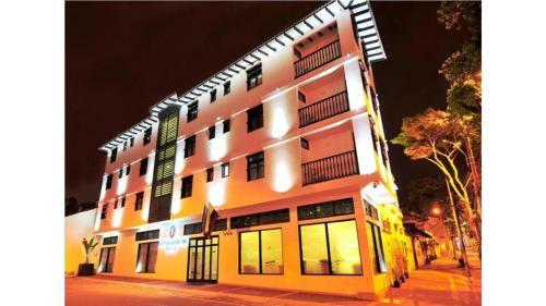 Hotel Puertas Saint Antonio