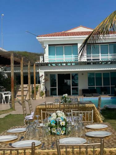 Casa Moderna Con Playa Cartagena
