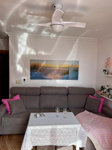 Apartamento First Line Beach, Tenniscourt And Pool