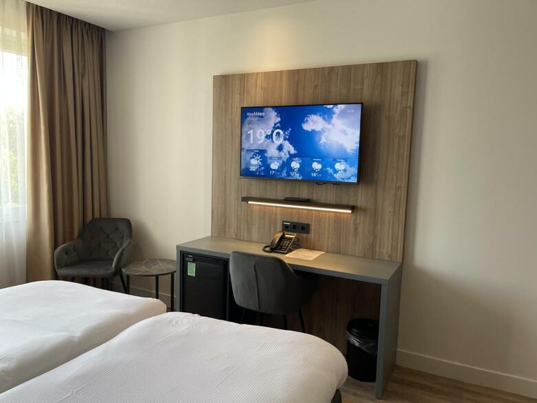 Ozo Hotels Antares Airport
