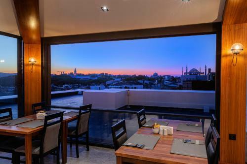 Demiray Hotel Old City