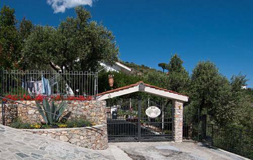 Bed & Breakfast Tra Gli Ulivi