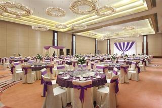Hotel Four Points By Sheraton Luohe