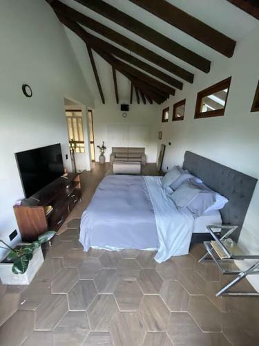 Casa Del Chef Juli�n Hoyos Vallejo