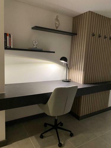 C�modo Apartamento En El Poblado, Cerca A Provenza
