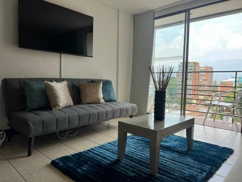 Apartamento En El Poblado, Medellin