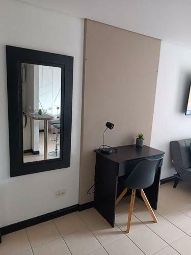 Apartamento En El Poblado, Medellin