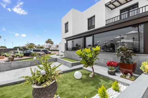 Casa Lyrata