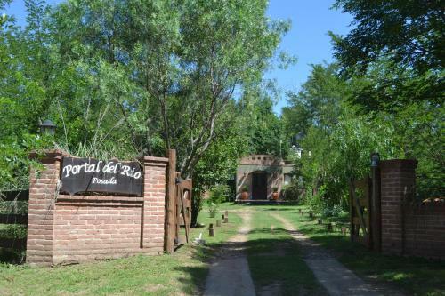 Portal Del R�o Posada