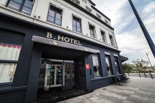 B.hotel