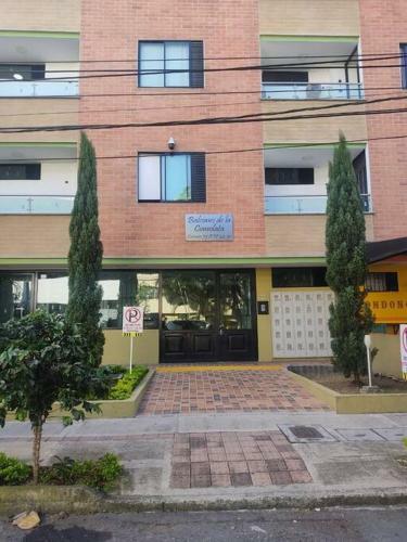 Apartaestudio Completo En Laureles