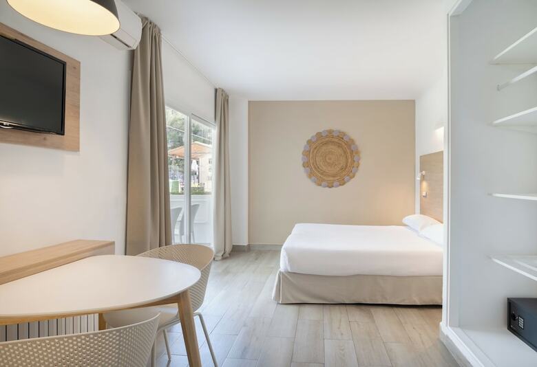 Apartamentos Sol Lunamar