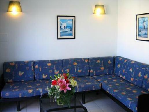 Apartamentos Plaza Azul
