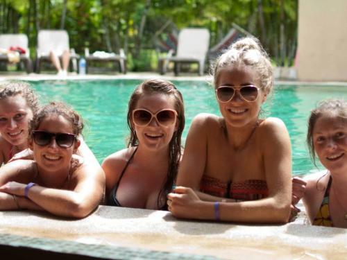 Hostal Arenal Backpackers Resort