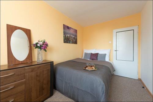 P&o Apartments Center