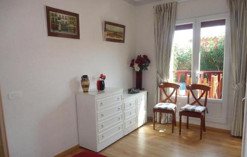 Holiday Home Vileneuve Les Beziers Rue de Parc