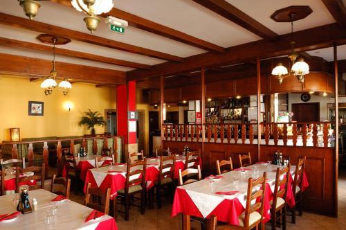 Hostal Guesthouse A Lareira