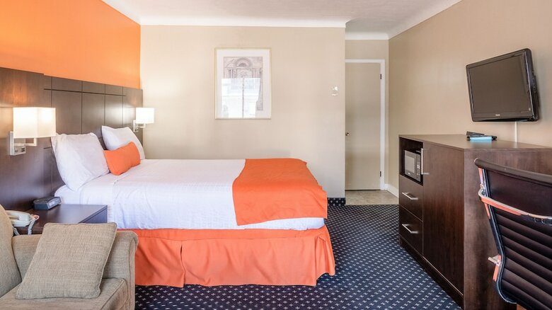 Hotel Howard Johnson North Bay