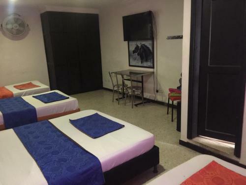 Hotel Eje Del Caf�