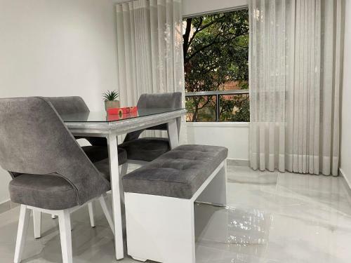 Hermoso Apartamento En El Poblado