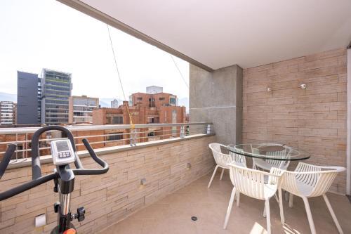 Apartamento Con Servicios Incluidos, Laureles - Medell�n