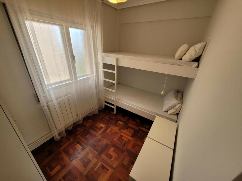 Apartamento Bonito Piso Con Garaje Cerca de Las Playas