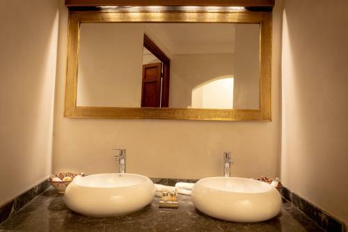 Hotel Palais Aix Kabaj &spa