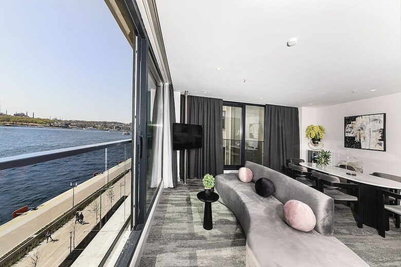 Pera Bosphorus Hotel