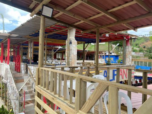 Bajo Monta�a Hotel Y Centro Turistico