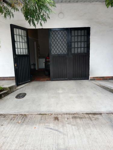 C�moda Casa Estilo Colonial En Rivera