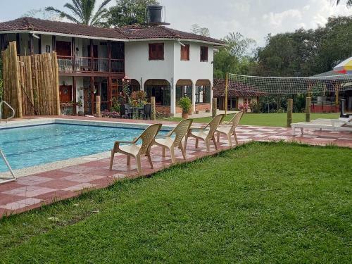 Hotel Alojamiento Rural La Pradera