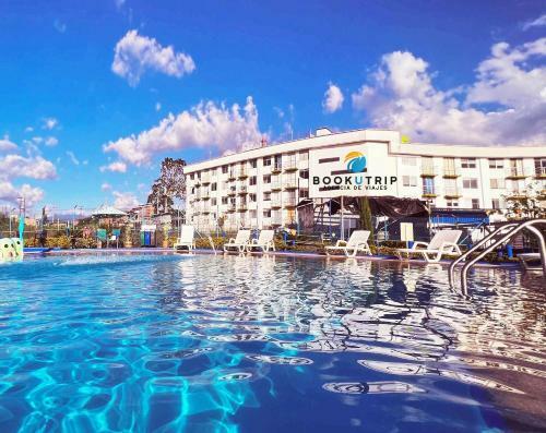 Aparthotel 2km Parque Del Caf� Bookutrip