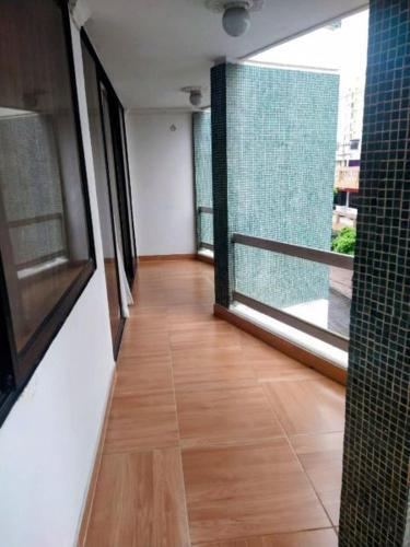 Estupendo Apartamento Familiar En Edificio Los Balcones