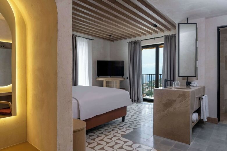 Radisson Blu Hotel, Kas