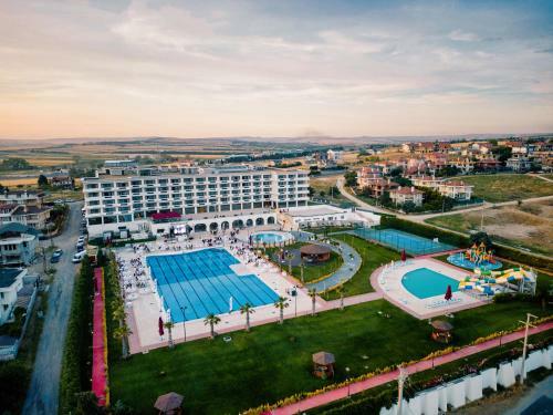 Hotel Ramada Plaza By Wyndham Silivri