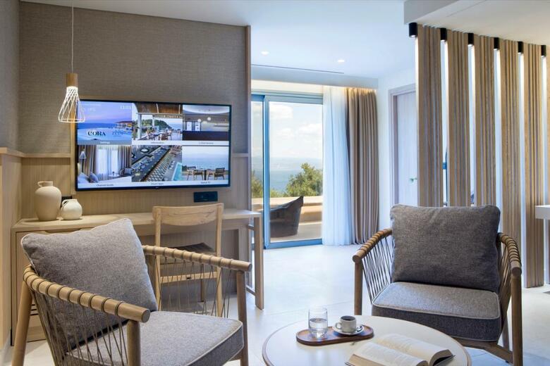 Cora Hotel & Spa