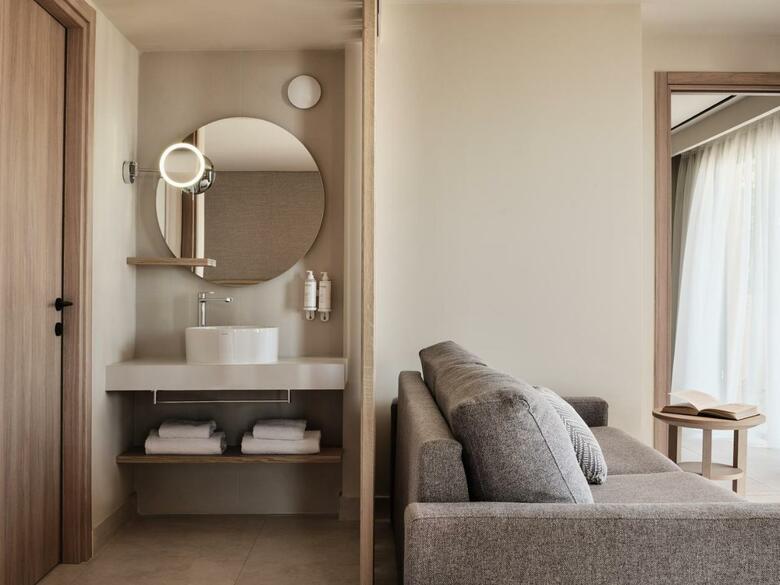 Cora Hotel & Spa
