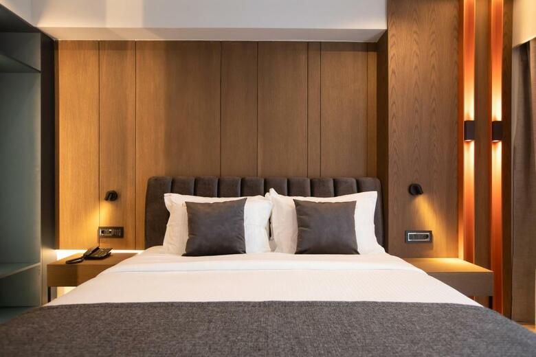 Hotel Elisa Tirana, Affiliated By Meli�