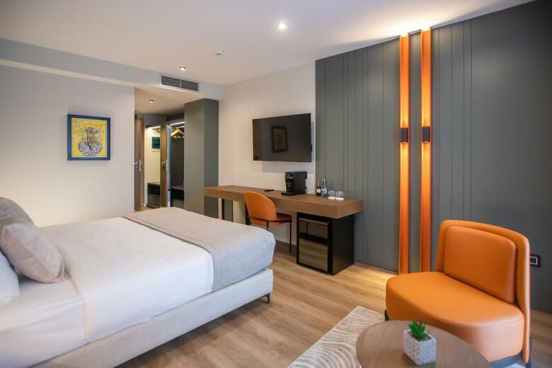 Hotel Elisa Tirana, Affiliated By Meli�