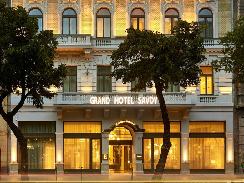 Est Grand Hotel Savoy