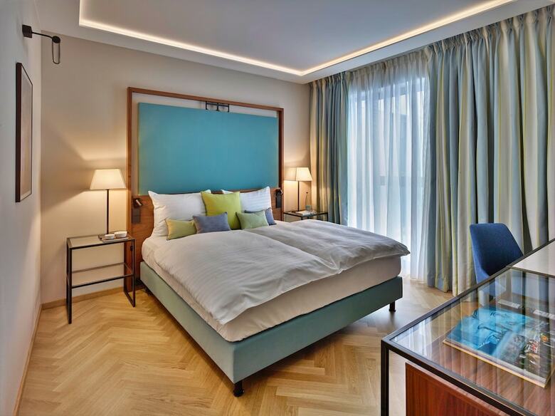 Est Grand Hotel Savoy