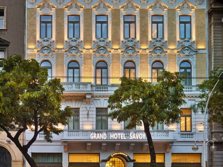 Est Grand Hotel Savoy